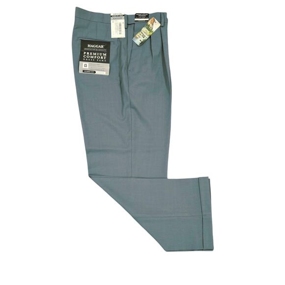 Haggar Premium Comfort Pleated Dress ants Classic Fit Medium Grey - Picture 3 of 8